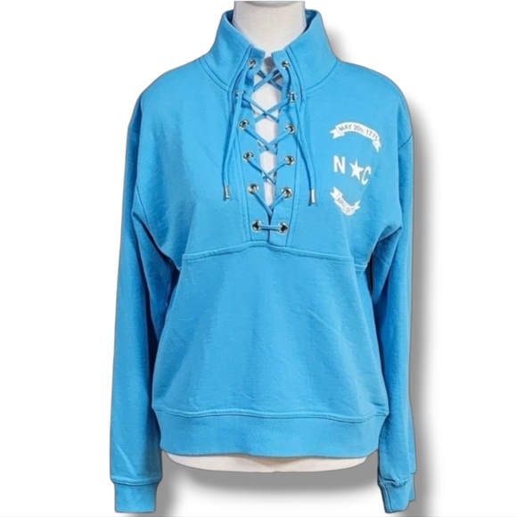 BOXERCRAFT | NORTH CAROLINA CUSTOMIZED LACE FRONT MOCK NECK PULLOVER - N… - Picture 2 of 16